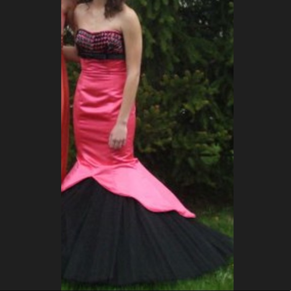 Sherri Hill Prom Dress